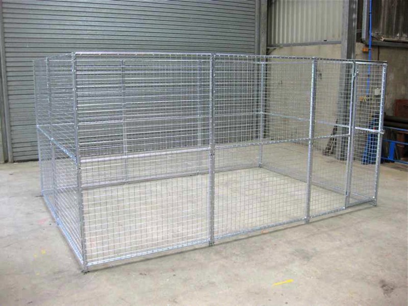 Large Dog Run Pack. Finished size 3.8m x 2.5m (approx. 12ft x 8ft). Height 1.8m (6ft.). *Kennel not included. Sturdy construction using 25x25mm box section framing covered with 50x50x3mm weldmesh. Hot dip galvanised for lifetime rust protection. Bottom of panels are raised off the ground to stop bacterial growth and to ease cleaning. Comes complete with gate and all bolts.  Can be easily erected in around 30 minutes with no special tools or skills required.